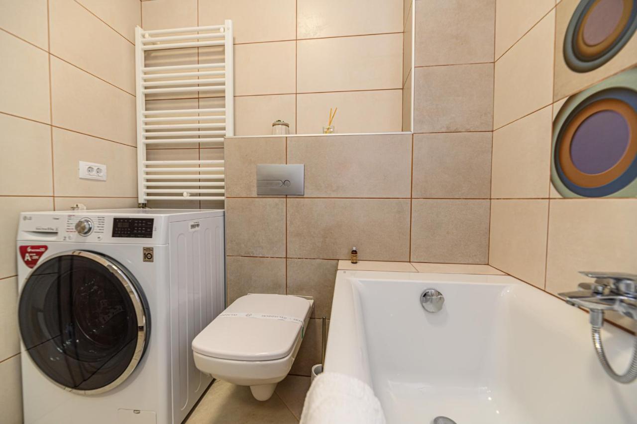 Jad - Luxury Apartments Afi Mall Brassó Kültér fotó